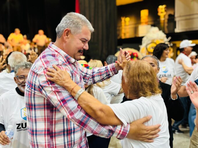 Abuelos-homenaje3.jpg