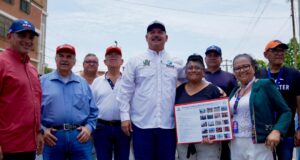 Gobernador Luis Caldera inspecciona el avance de los trabajos del Boulevard Avenida 11 de Maracaibo