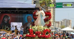 Marabinos colmaron de fe calles de la ciudad en procesión de Jesús de la Misericordia
