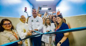 Gobernador Caldera entrega rehabilitadas y equipadas UCI, Unidad de Imágenes y Rayos X del Hospital II de Niños de Maracaibo