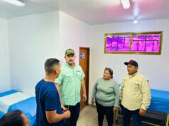 Gobernador Luis Caldera entrega rehabilitado y dotado el Consultorio Popular Clementina Urdaneta