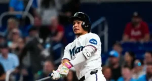 Sanoja hace historia en los Marlins