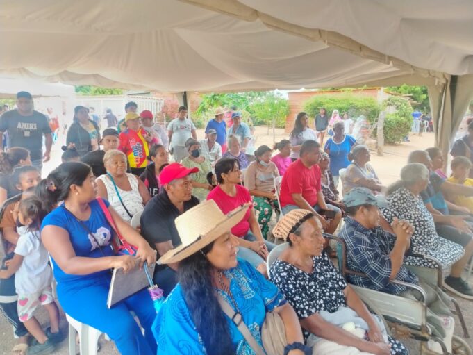 Comuna-Revolucion-WAYUU.jpg