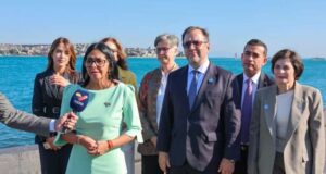 Presidenta Delcy: «Regreso con muchas ilusiones y proyectos por la prosperidad y el bienestar de Venezuela toda”.