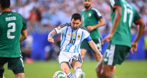 Messi sigue escribiendo historia