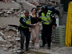 DESASTRE EN CARACAS: Rescatan con vida a 18 personas en edificio derrumbado en Chacao