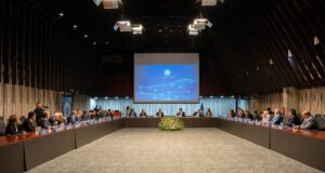BCV y Ejecutivo Nacional intercambian con la banca sobre estrategias para la reconstrucción