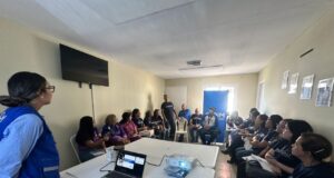 Capacitación en primeros auxilios psicológicos para trabajadores del Consejo de Protección e Instituto de la Mujer