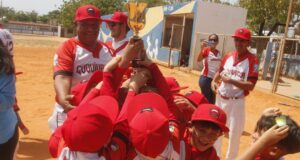 ESTATAL ESCUELITA: Coquivacoa dejó en el terreno a San Francisco y es campeón