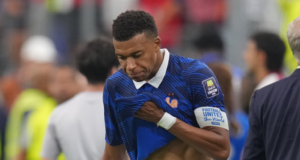 FIEBRE MUNDIAL Mbappé: «Cometimos demasiados errores técnicos»
