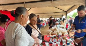 Atención en Arca de Noe Parroquia San Isidro: Alcaldía de Maracaibo mantiene jornadas de mercados y salud