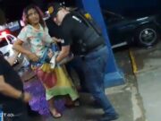 Cesando el aguacero, Polimaracaibo asistió parto y trasladó a madre y recién nacida al hospìtal