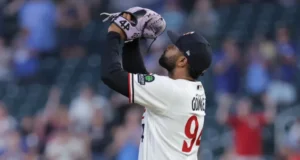 Yoendrys Gómez llegó a 11 salvados