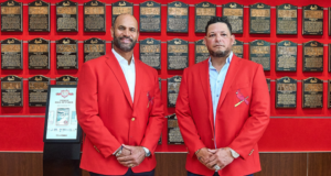 Yadier Molina y Albert Pujols inmortalizados por San Luis