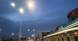 La avenida Libertador estrena iluminación: Gobernación del Zulia y Corpoelec avanzan en los trabajos