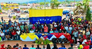 Comunas de Sucre reciben financiamiento para 11 proyectos comunitarios durante despliegue del gobernador Luis Caldera