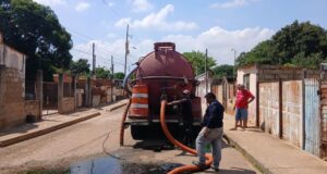 Alcaldía de Maracaibo optimiza drenajes en distintas parroquias