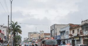 Despliegan operativo de seguridad y monitoreo tras fuerte aguacero y tormenta eléctrica en Maracaibo y San Francisco