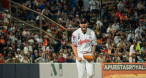 Águilas vino de atrás y se vengó a los Tigres